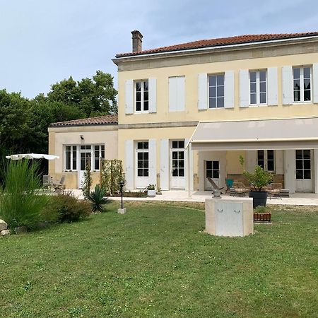 Batisse En Pierre XVII Siecle 115 M² Avec Terrasse Villa Ambares-et-Lagrave Exteriör bild
