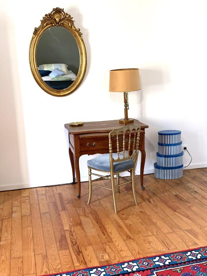Batisse En Pierre XVII Siecle 115 M² Avec Terrasse Villa Ambares-et-Lagrave Exteriör bild